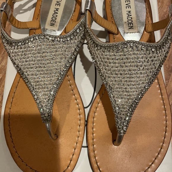 Steve Madden Diamond Pyramid Sandals - Picture 2 of 4